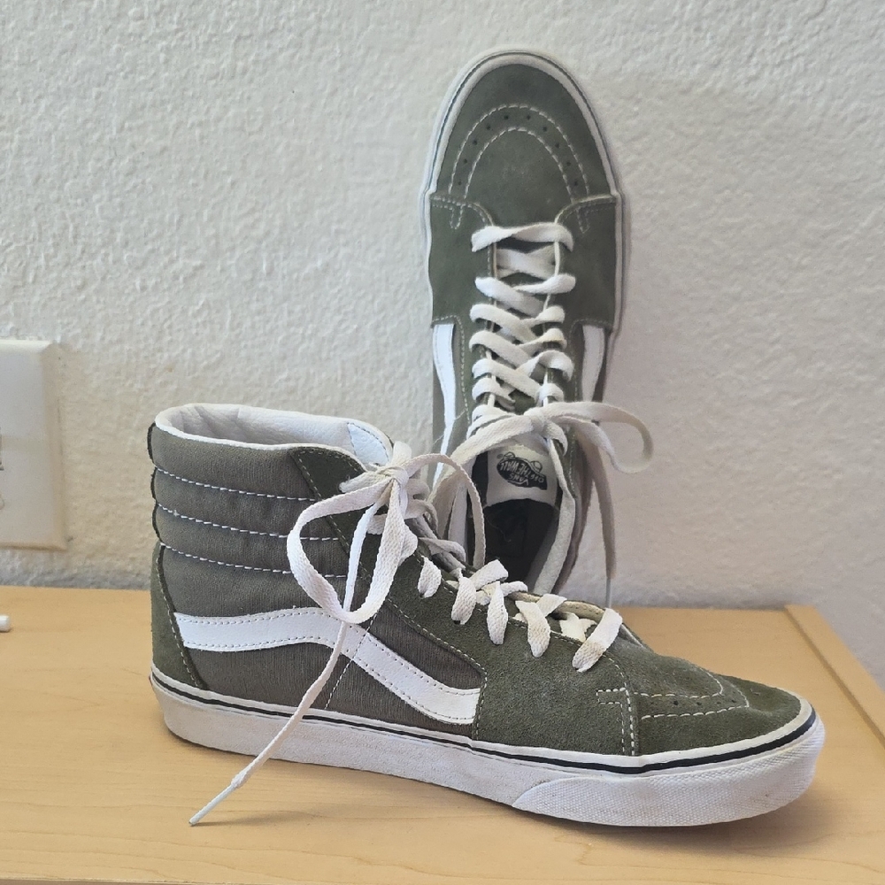 Vans Men's Olive Green and White  Sk8hi Sneakers Sz 8 Womens Sz 9.5
